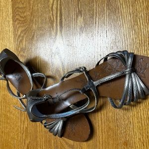 Lei Silver Sandals, Size 9